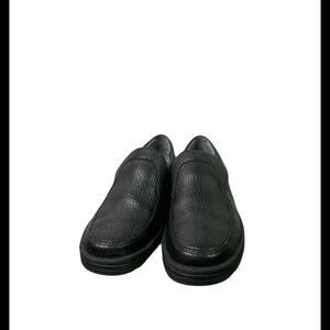 Classic Black Leather Slip-On Loafers by Mephisto size 10 new never worn $395